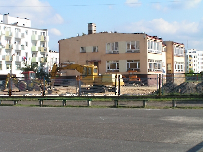 2008-09-27 - budowa Orlika