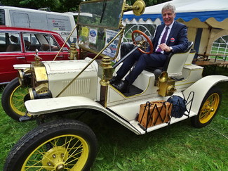 Zabytkowy Ford z 1911 r.