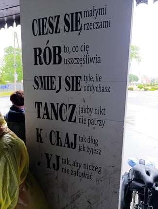 Przystanek PKS w Dąbrówce